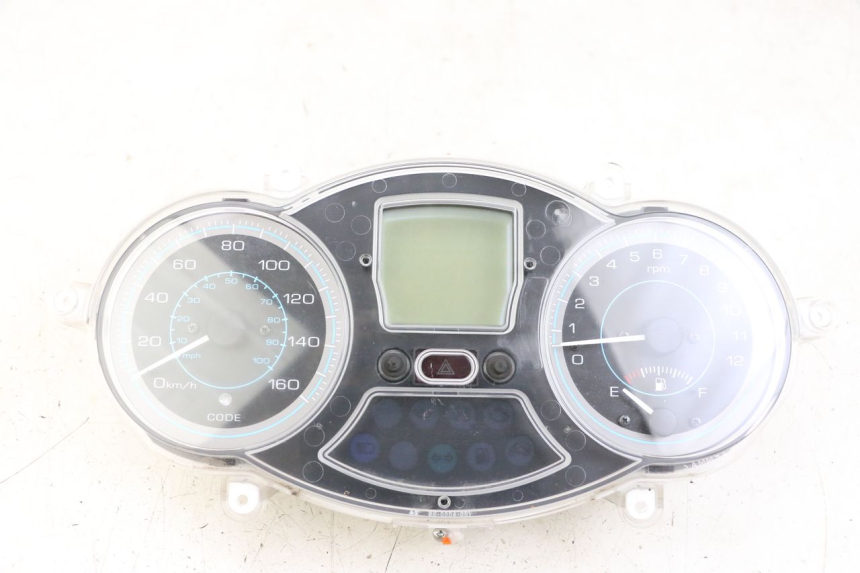 photo de SPEEDOMETER PIAGGIO XEVO - X EVO 125 (2007 - 2017) - Main view
