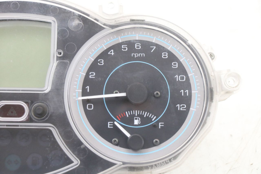 photo de SPEEDOMETER PIAGGIO XEVO - X EVO 125 (2007 - 2017) - Technical close-up