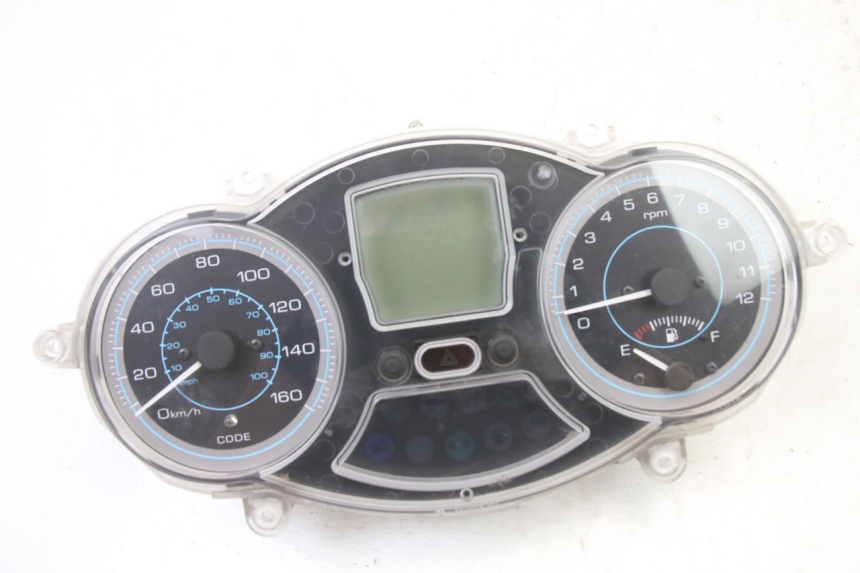 photo de SPEEDOMETER PIAGGIO XEVO - X EVO 125 (2007 - 2017) - Main view