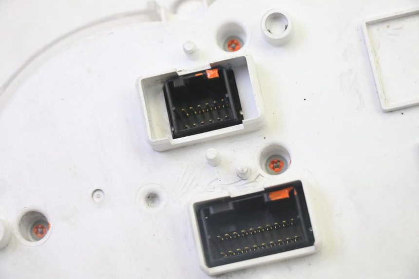 photo de SPEEDOMETER PIAGGIO XEVO - X EVO 125 (2007 - 2017) - Checked used part