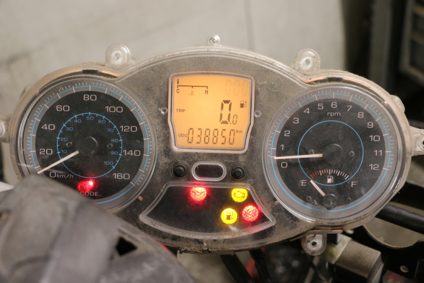 photo de SPEEDOMETER PIAGGIO XEVO - X EVO 125 (2007 - 2017) - Product overview