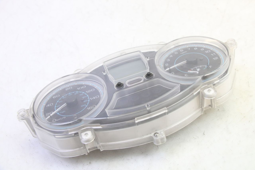 photo de SPEEDOMETER PIAGGIO XEVO - X EVO 125 (2007 - 2017) - Surface and material condition