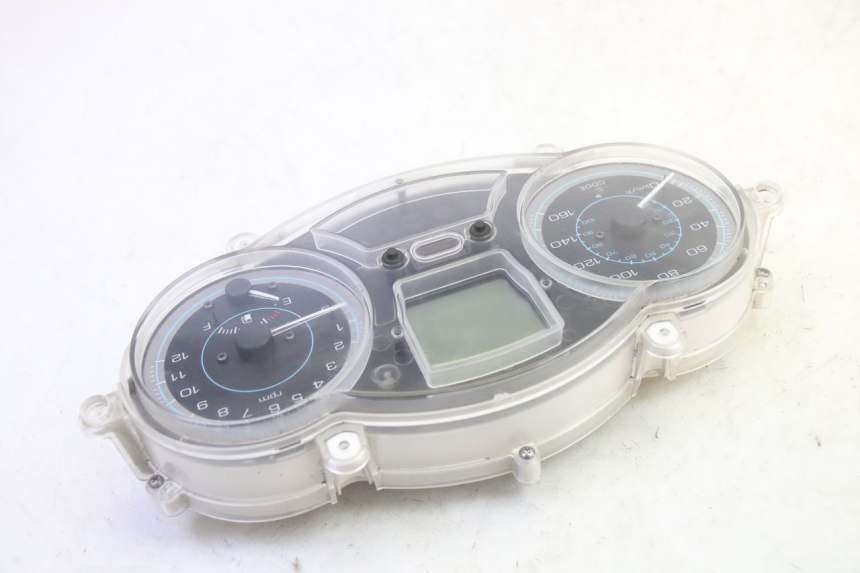 photo de SPEEDOMETER PIAGGIO XEVO - X EVO 125 (2007 - 2017) - Checked used part