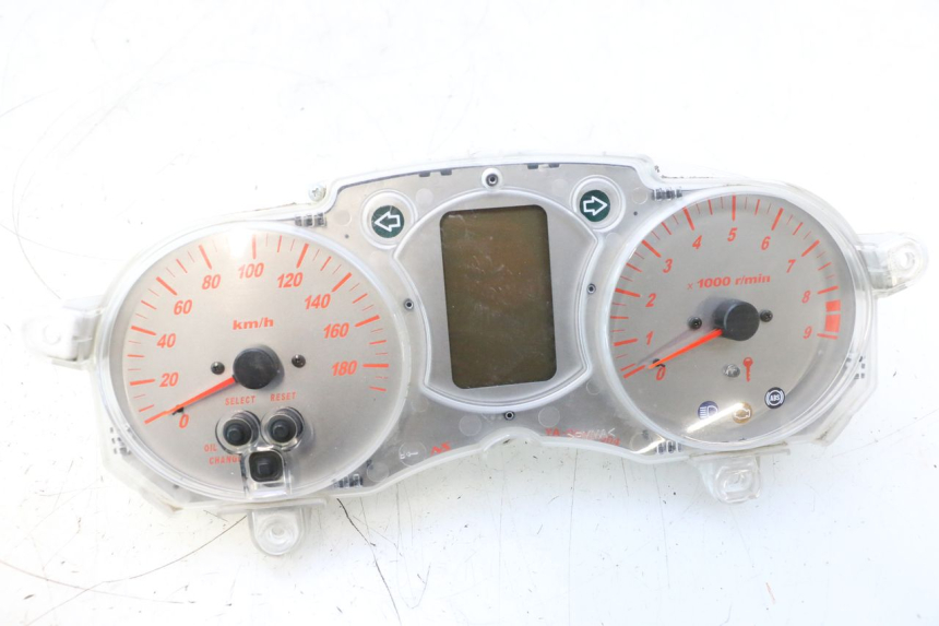 photo de SPEEDOMETER YAMAHA XP T-MAX ABS 500 (2005 - 2005) - Main view