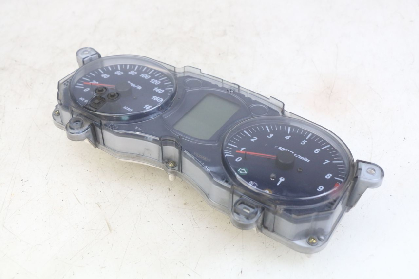 photo de SPEEDOMETER YAMAHA YP MAJESTY 400 (2004 - 2008) - Technical close-up