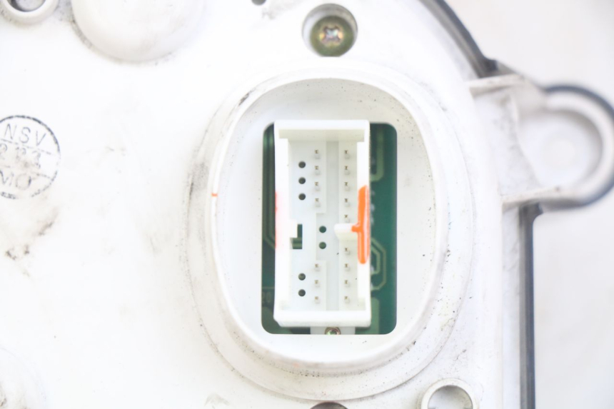 photo de SPEEDOMETER YAMAHA YP MAJESTY 400 (2004 - 2008) - Surface and material condition