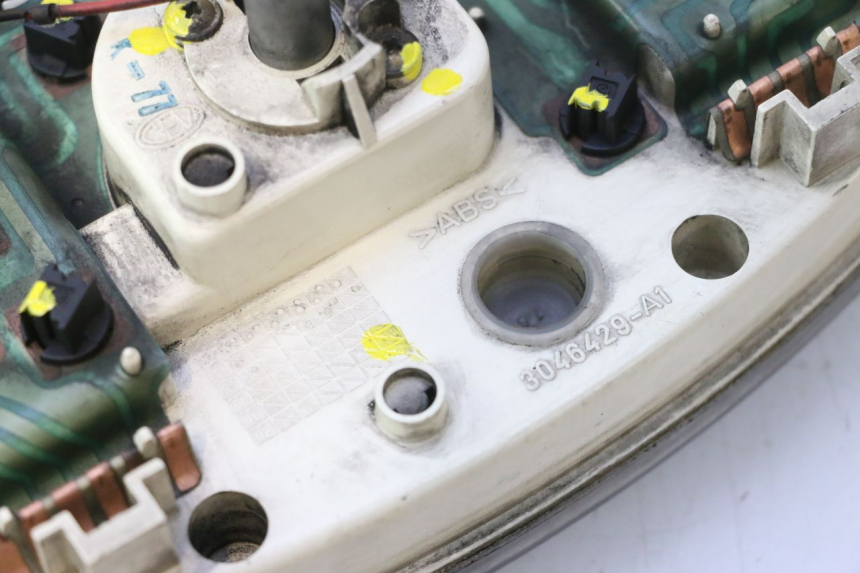 photo de SPEEDOMETER YAMAHA YP MAJESTY 125 (1998 - 2001) - Component detail