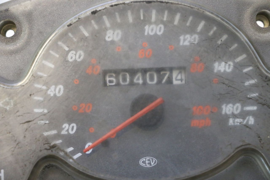 photo de SPEEDOMETER YAMAHA YP MAJESTY 125 (1998 - 2001) - Spare part profile view