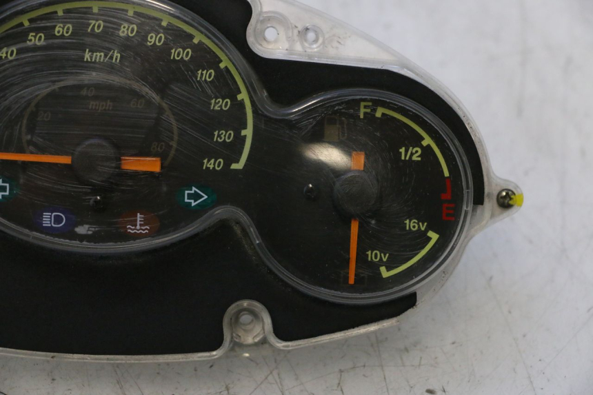 photo de SPEEDOMETER YAMAHA YP MAJESTY 125 (2002 - 2006) - Additional view of the item