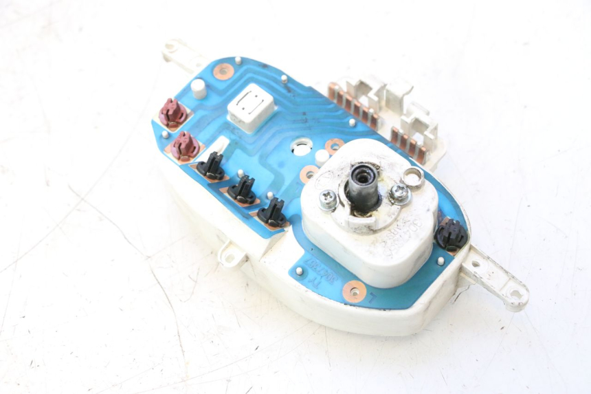 photo de SPEEDOMETER PIAGGIO ZIP 4T 50 (2018 - 2020) - Surface and material condition