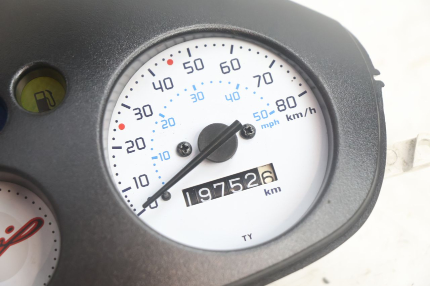 photo de SPEEDOMETER PIAGGIO ZIP IGET 4T 50 (2021 - 2023) - Alternative perspective
