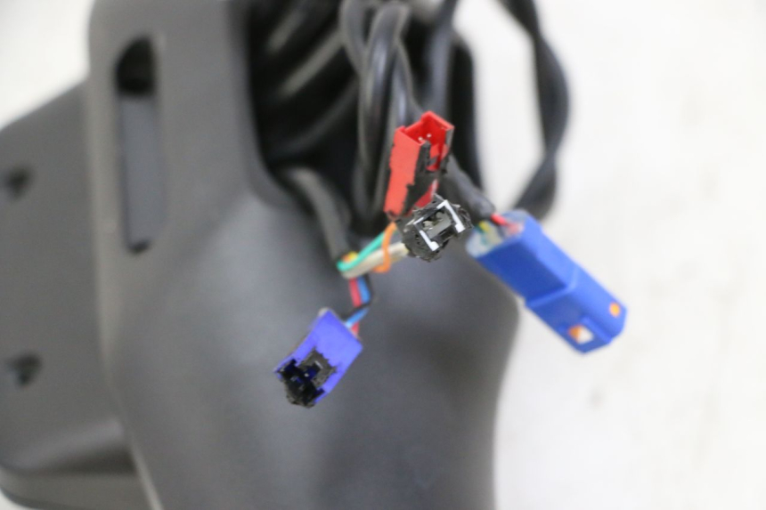 photo de SPEEDOMETER SEGWAY NINEBOT ZT3 PRO 1 - Surface and material condition