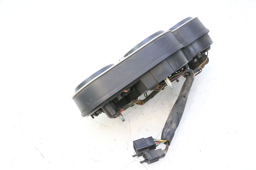 photo de SPEEDOMETER KAWASAKI ZX-6R ZX6R 600 (1995 - 1997) - Fixing points details