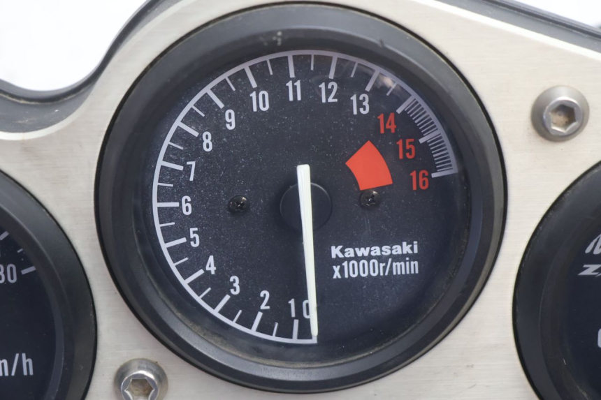 photo de SPEEDOMETER KAWASAKI ZX-6R ZX6R 600 (1995 - 1997) - Alternative perspective
