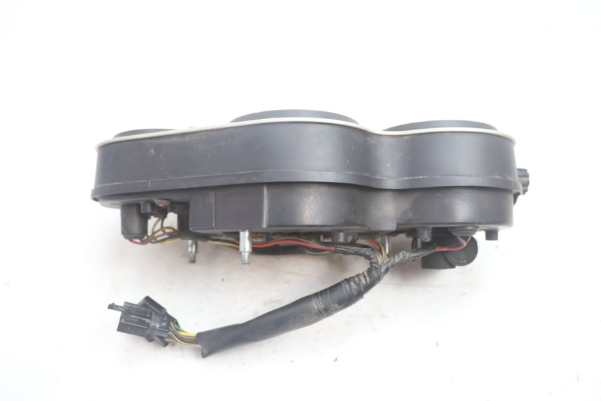 photo de SPEEDOMETER KAWASAKI ZX-6R ZX6R 600 (1995 - 1997) - Surface and material condition