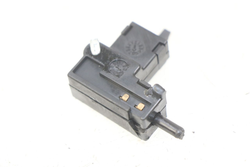 photo de CLUTCH SWITCH YAMAHA FZS FAZER 600 (1998 - 2001) - Zoom on usage condition