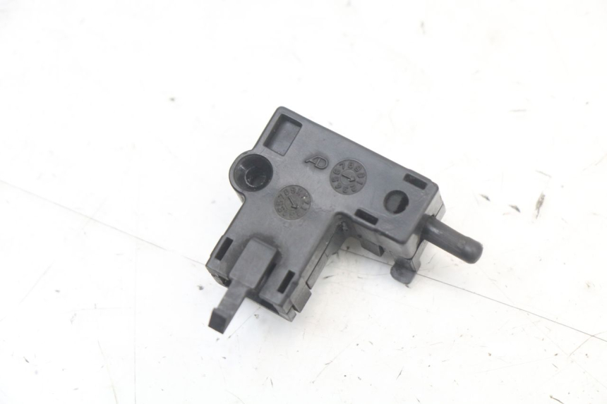 photo de CLUTCH SWITCH SUZUKI GSR 750 (2011 - 2017) - Main view