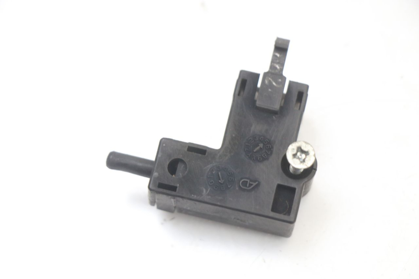 photo de CLUTCH SWITCH SUZUKI GZ MARAUDER 125 (1998 - 2004) - Main view