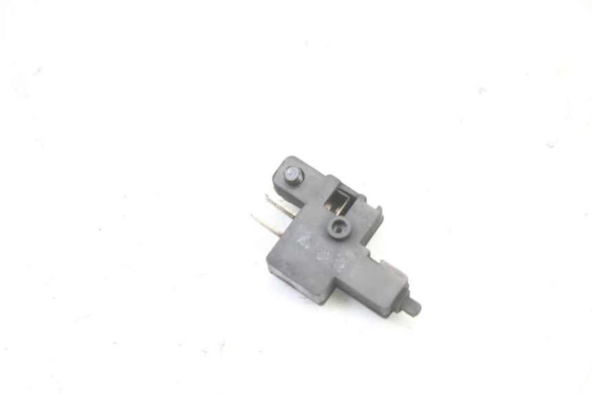 photo de CLUTCH SWITCH HONDA ST PAN EUROPEAN 1300 (2002 - 2013) - Zoom on usage condition