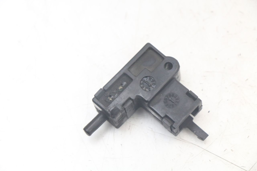 photo de CLUTCH SWITCH YAMAHA TDM ABS 900 (2002 - 2014) - Alternative perspective