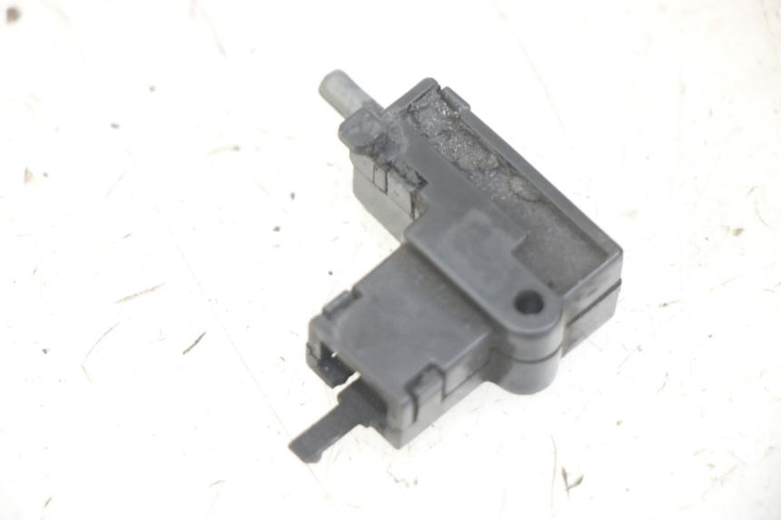 photo de CLUTCH SWITCH YAMAHA XJN DIVERSION 600 (2000 - 2003) - Zoom on usage condition