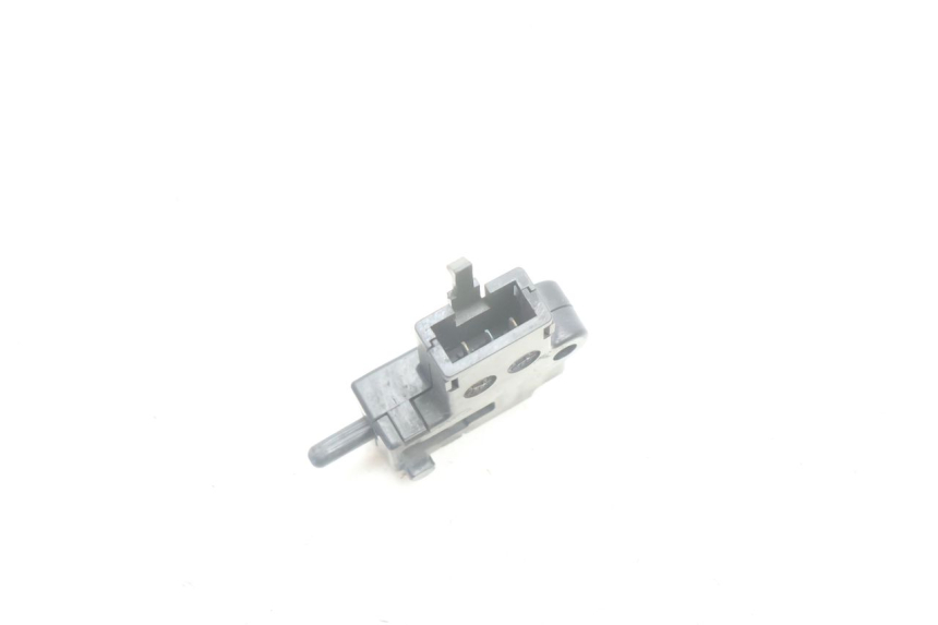 photo de CLUTCH SWITCH YAMAHA XJR 1300 (1998 - 2002) - Technical close-up