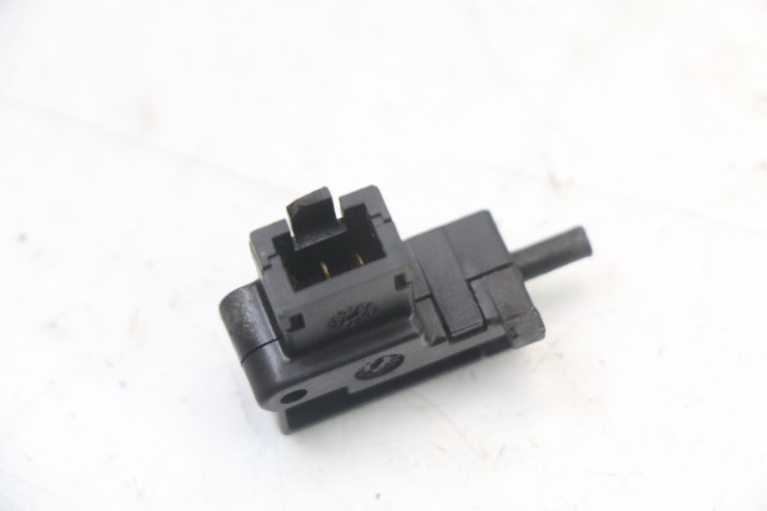 photo de CLUTCH SWITCH YAMAHA XVS DRAG STAR DRAGSTAR 650 (1997 - 2007) - Alternative perspective