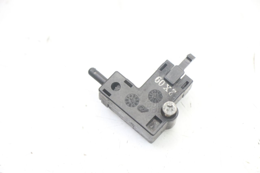 photo de CLUTCH SWITCH YAMAHA FZS FAZER 600 (2001 - 2003) - Component detail