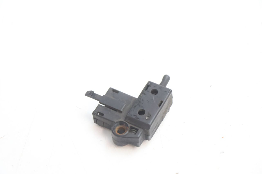 photo de CLUTCH SWITCH YAMAHA YZF R GENESIS 750 (1993 - 1998) - Component detail