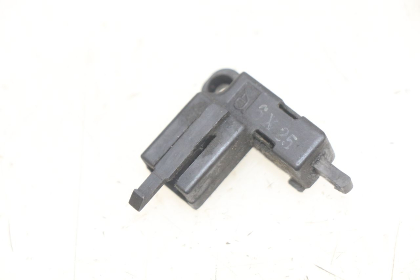 photo de CLUTCH SWITCH YAMAHA YZF R THUNDERCAT 600 (1996 - 2003) - Component detail