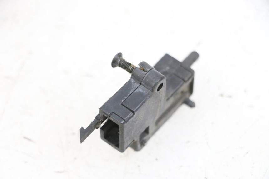 photo de CLUTCH SWITCH KAWASAKI ZR 7 750 (1999 - 2004) - Technical close-up