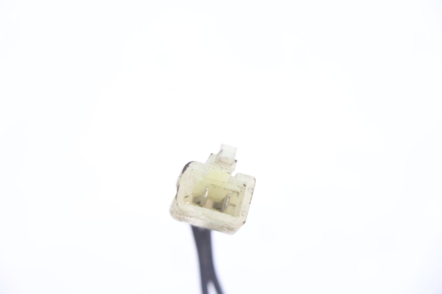 photo de REAR STOP LIGHT SWITCH HONDA CB F HORNET 600 (2005 - 2006) - Technical close-up