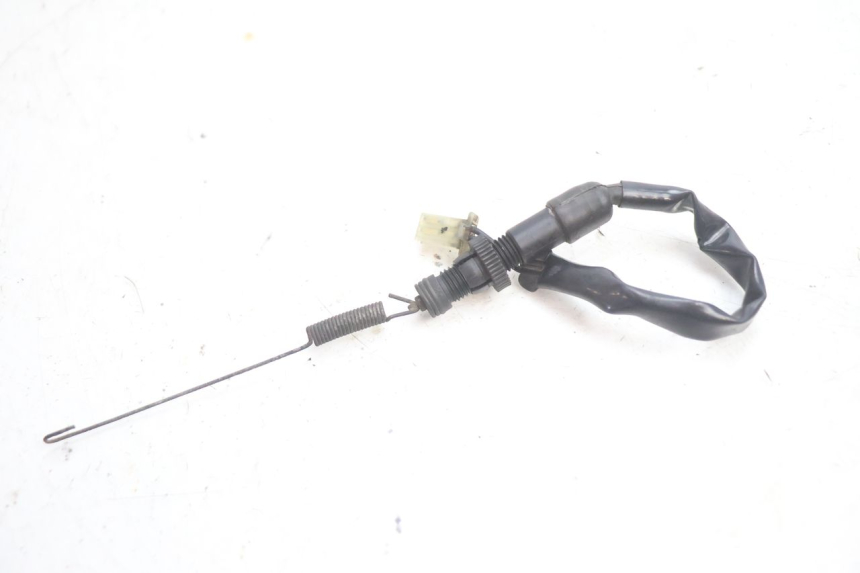 photo de REAR STOP LIGHT SWITCH HONDA CB TWO FIFTY 250 (1991 - 2002) - Zoom on usage condition