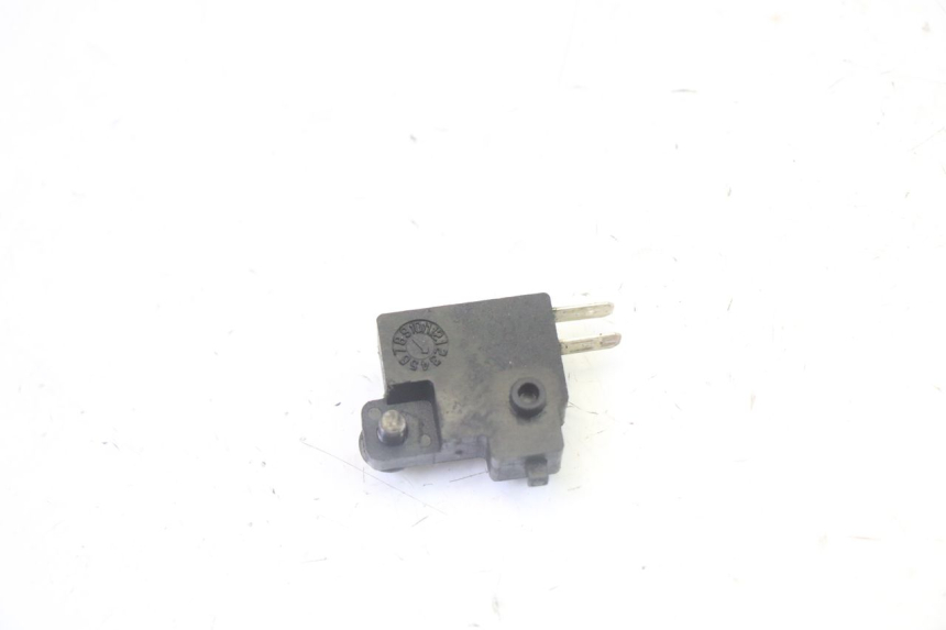 photo de REAR STOP LIGHT SWITCH KYMCO DINK STREET 125 (2009 - 2014) - Alternative perspective