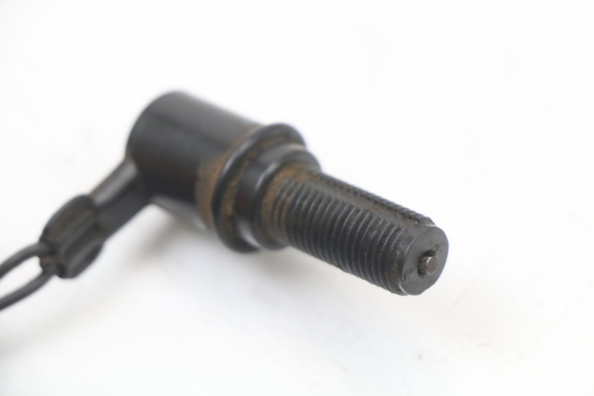 photo de REAR STOP LIGHT SWITCH YAMAHA DTLC 125 (1982 - 1987) - Alternative perspective