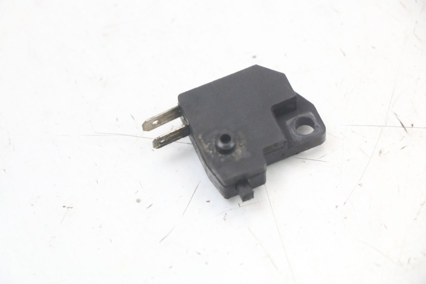 photo de REAR STOP LIGHT SWITCH EBROH BRAVO GLE 1 (2020 - 2024) - Component detail