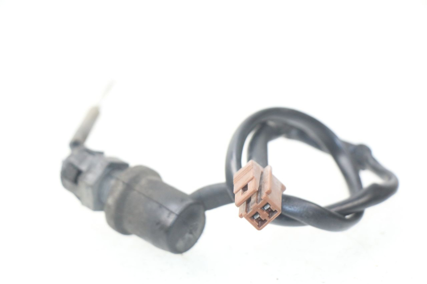 photo de REAR BRAKE LIGHT SWITCH YAMAHA FJR ABS 1300 (2006 - 2012) - Zoom on usage condition