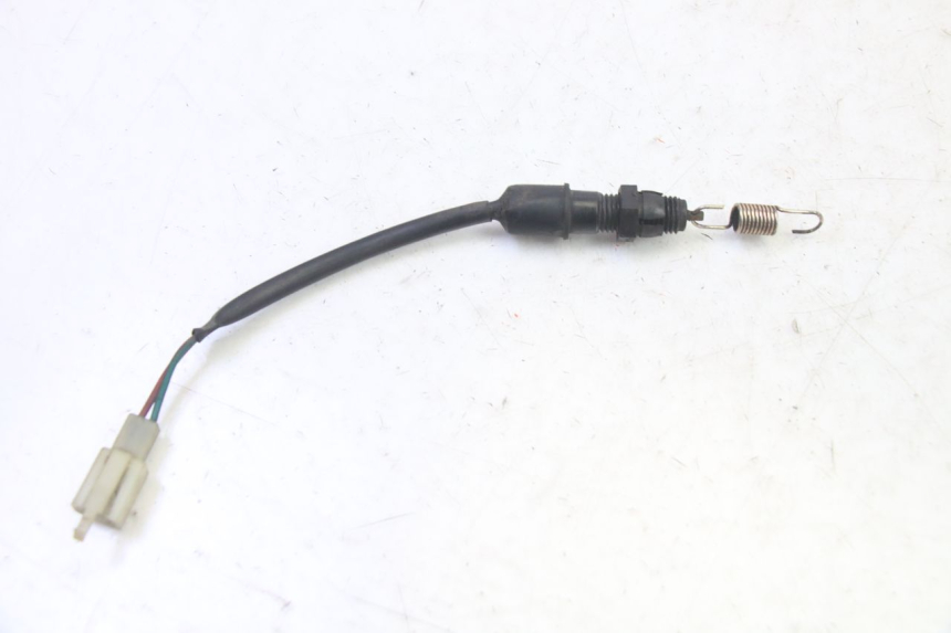 photo de REAR STOP LIGHT SWITCH KYMCO GRAND DINK 125 (2002 - 2007) - Zoom on usage condition