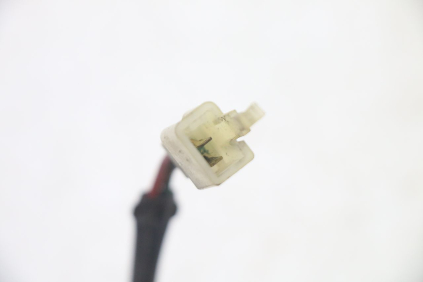 photo de REAR STOP LIGHT SWITCH KYMCO GRAND DINK 125 (2002 - 2007) - Alternative perspective