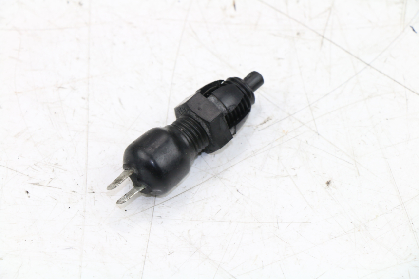 photo de REAR STOP LIGHT SWITCH SUZUKI GSX R 750 (1996 - 2000) - Main view