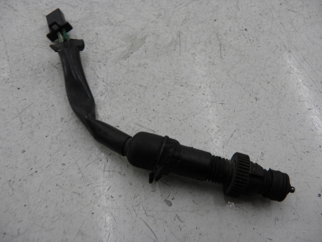 photo de REAR STOP LIGHT SWITCH HONDA CB 500 (1993 - 1996) - Main view