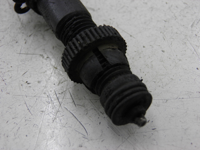 photo de REAR STOP LIGHT SWITCH HONDA CB 500 (1993 - 1996) - Zoom on usage condition