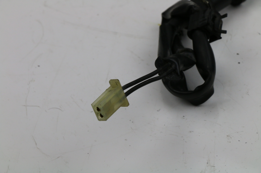 photo de REAR STOP LIGHT SWITCH HONDA CBR F 600 (1996 - 1998) - Component detail