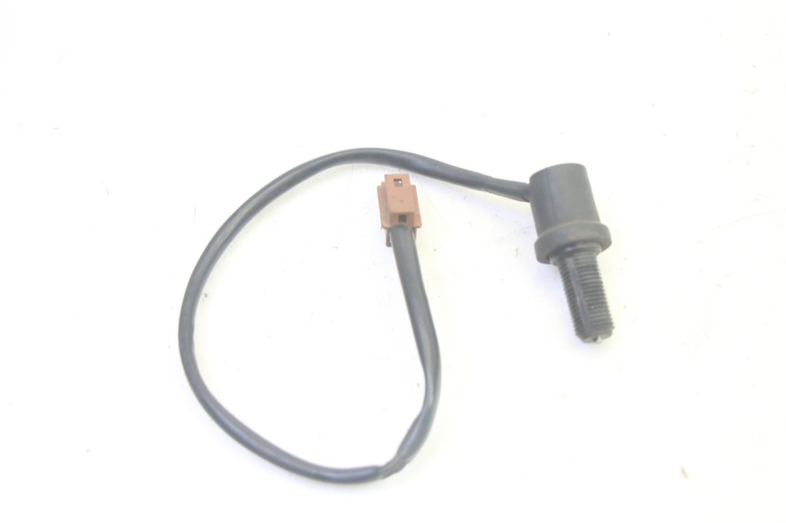 photo de REAR STOP LIGHT SWITCH YAMAHA TDM ABS 900 (2002 - 2014) - Alternative perspective