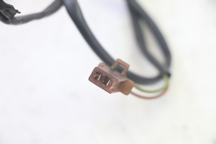 photo de REAR STOP LIGHT SWITCH YAMAHA TZR 50 (2008 - 2016) - Technical close-up