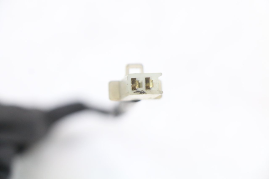 photo de REAR STOP LIGHT SWITCH YAMAHA XJS DIVERSION 600 (1997 - 1999) - Alternative perspective