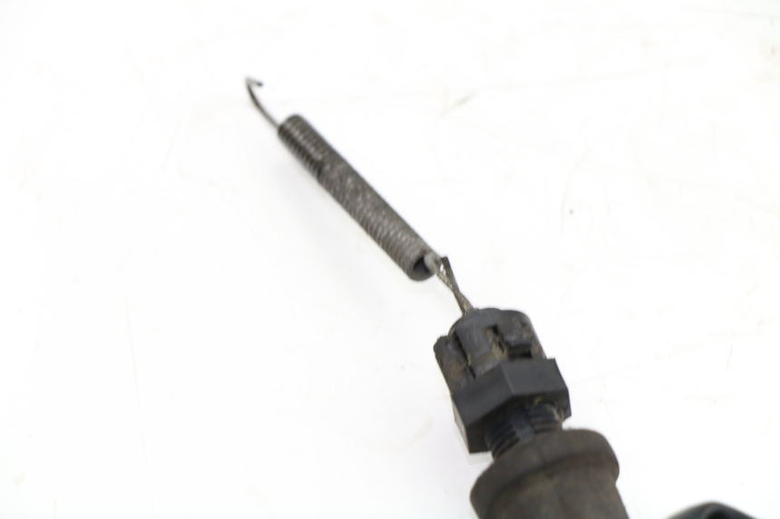 photo de REAR STOP LIGHT SWITCH YAMAHA XJS DIVERSION 600 (2000 - 2003) - High-resolution close-up