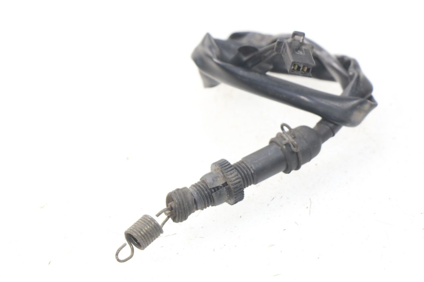 photo de REAR STOP LIGHT SWITCH HONDA XLV VARADERO 125 (2000 - 2006) - Zoom on usage condition