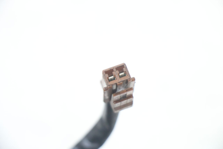 photo de REAR STOP LIGHT SWITCH YAMAHA FZS FAZER 600 (2001 - 2003) - Technical close-up