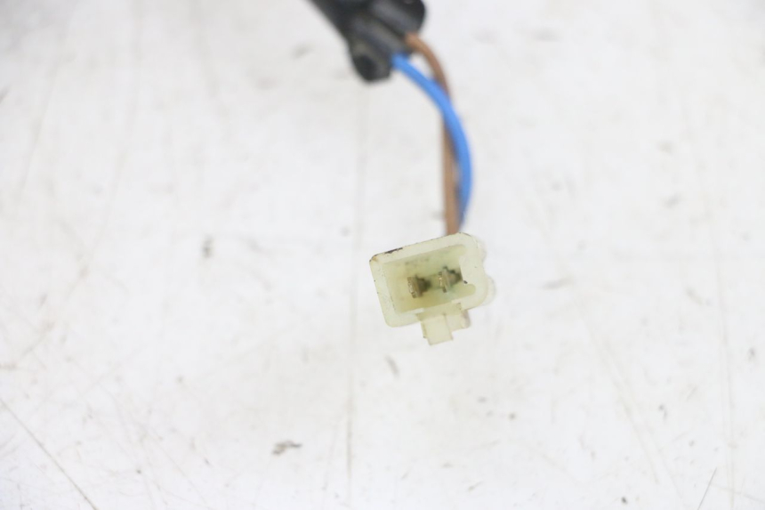 photo de REAR STOP LIGHT SWITCH KAWASAKI ZR 7 750 (1999 - 2004) - Zoom on usage condition